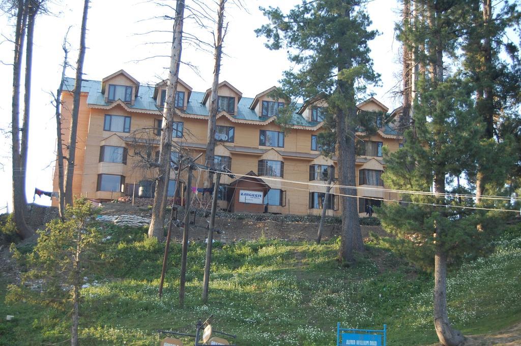 Hotel Zahgeer Continental Gulmarg Habitación foto